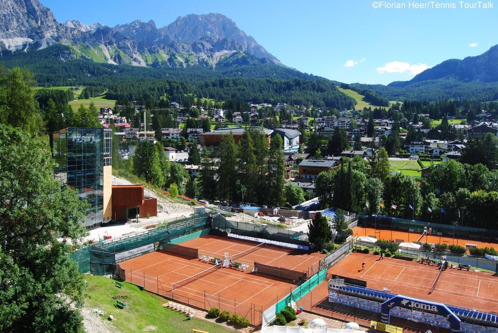 Barisetti Sport Hotel Cortina dʼAmpezzo Extérieur photo