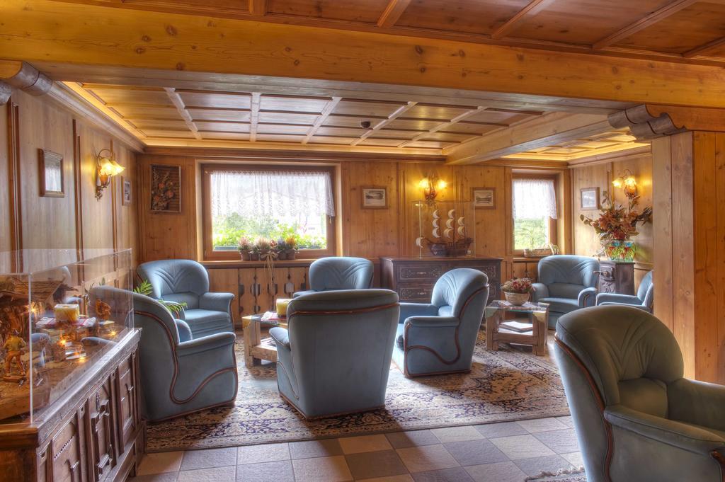 Barisetti Sport Hotel Cortina dʼAmpezzo Extérieur photo